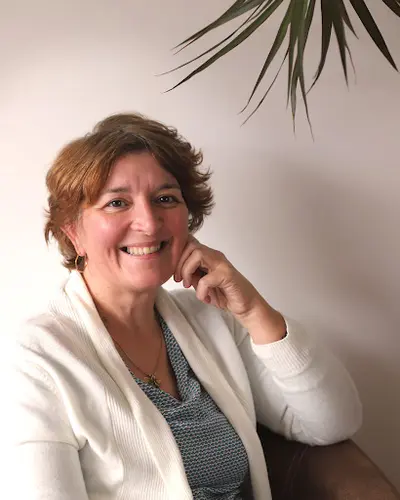 Daria Delavoie Réflexologue Plantaire, Massage Métamorphique, Eft (libération Émotionnelle)