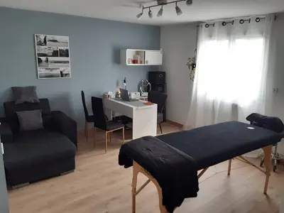 Etre Par Fanny : Thérapeute Hypnose & Emdr, Energéticienne et Formatrice Reiki