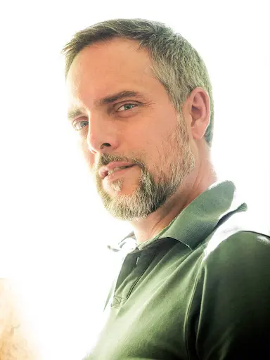 Christophe Leclaire – Magnétiseur & Coupeur de Feu