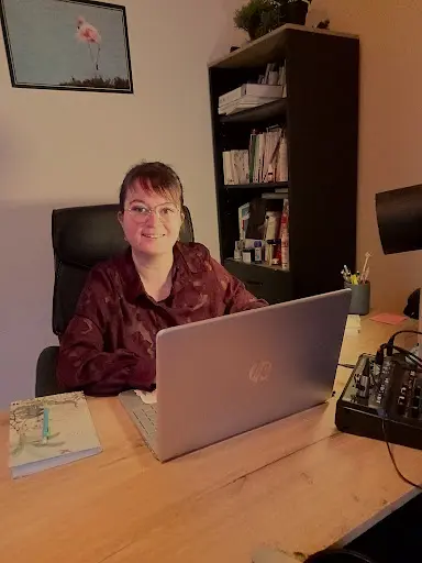 Maéva Bathias Hypnothérapeute Magnétiseur Conseil en Bien-être Tmo (cousine de l'Emdr) Saint Étienne