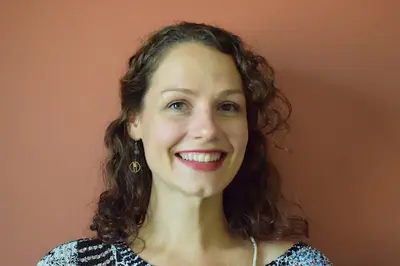 Aurélie Schoenfelder - Enérgéticienne, Thérapeute Psycho-corporelle, Art-thérapeute
