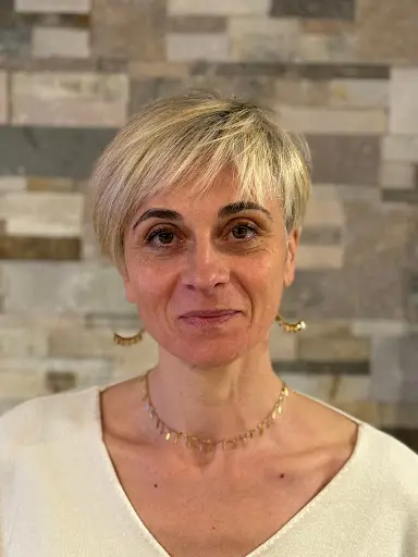 Christel Cadilhac Sophrologue - Praticienne en Hypnose - Coaching Sport Nutrition Enseignante Yoga