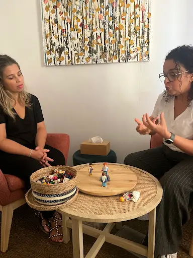 Hassina Cordani – Hypnose & Constellations Familiales