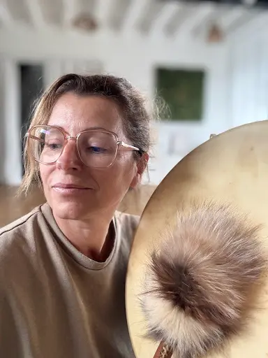 Stéphanie Franck, Énergéticienne, Praticienne Reiki, Tambour Médecine et Soins Sonores