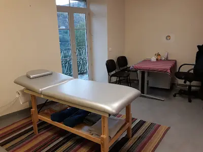 Dr Marine Lessard Acupuncture