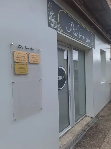 Amélie Rochette, Gestion des Émotions et de la Douleur