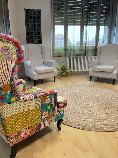 Hypnose St-privat (aubenas) Clémentine Cortes - Enfants Adolescents Adultes - Couples
