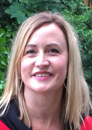 Corinne Esnoult E.i