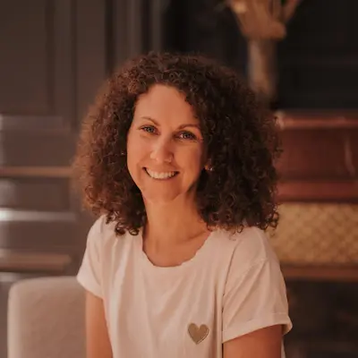 Charlène Berthon | Doula - Infirmière de | Allaitement - Portage Bébé - Soins Rebozo