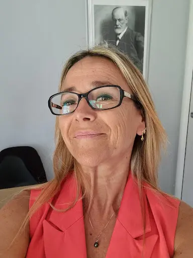Stéphanie Marcos - Hypnothérapeute À St Victoret