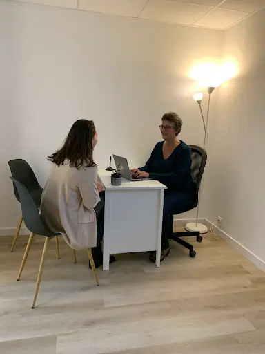 Caroline Langlois Sophrologue sur Bayeux Séances Individuelles et Collectives