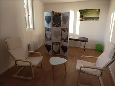 Camille Redion - Sophrologue - Praticienne en Sexothérapie - Massage Bien-être - Thiers
