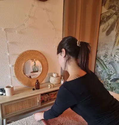 Amélie Soriano - Réflexologue Combinée, Drainage Lymphatique Brésilien, Massage Kobido et Madérothérapie