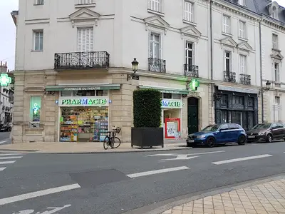 Pharmacie du Theatre