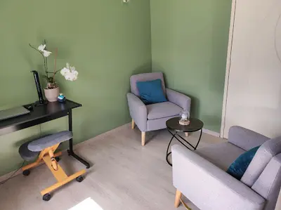Marina Naturopathe et Sophrologue Dinan
