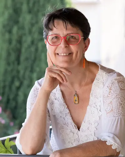 Nathalie Pariset - Sexologue, Thérapeute de Couple et Massothérapeute