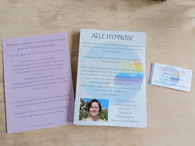 Aile Hypnose - Hypnothérapeute Holistique et Massages Énergétiques Corp Or Ailes - Séances À Votre Domicile