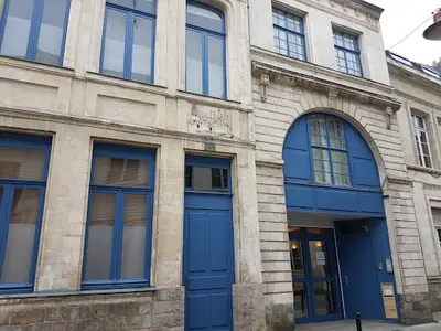 Cécile Couturier - Ergothérapeute- et Ses Collaboratrices C. Lesne, S. Looten et L. Luszcz
