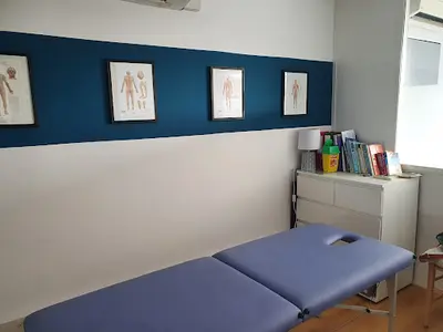 Nuria Martinez - Soins Traditionnels Chinois Certifiés Par l'Hôpital de Pékin