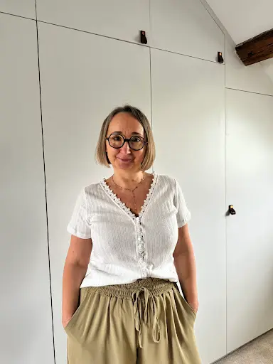 Karine Hébert Sophrologue, Hypnose, Aromatologue