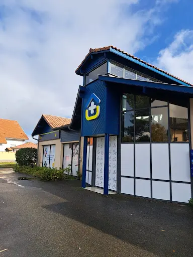 Pharmacie des Lacs