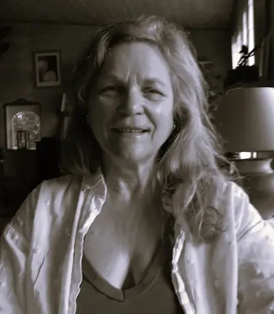 Maria Eriksson Barrès : Thérapeute Psychocorporel, Analyste Transgénérationnel, Psychogénéalogiste et Constellateur Familial