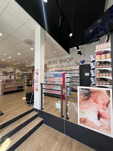 Grande Pharmacie de Flachet