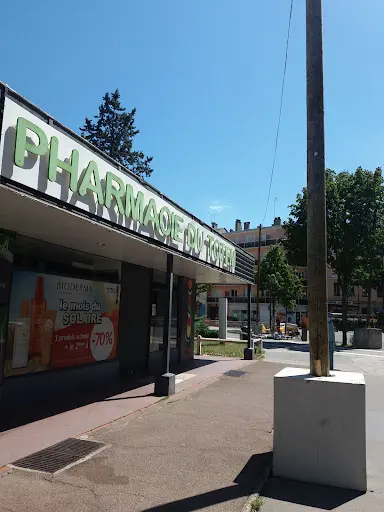 Pharmacie du Totem
