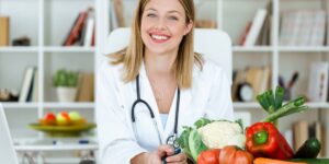 Reconversion en nutrition : trouver la formation qui correspond à votre projet